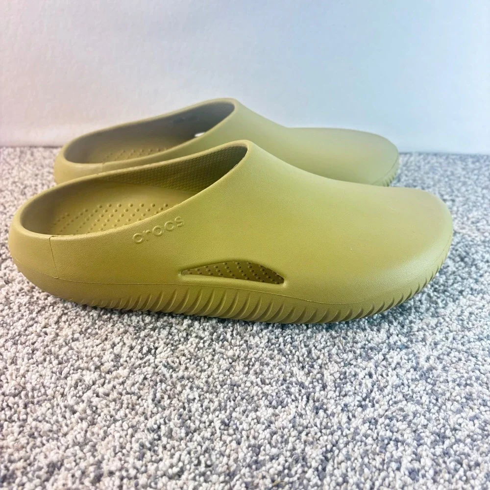 CROCS mellow recovery